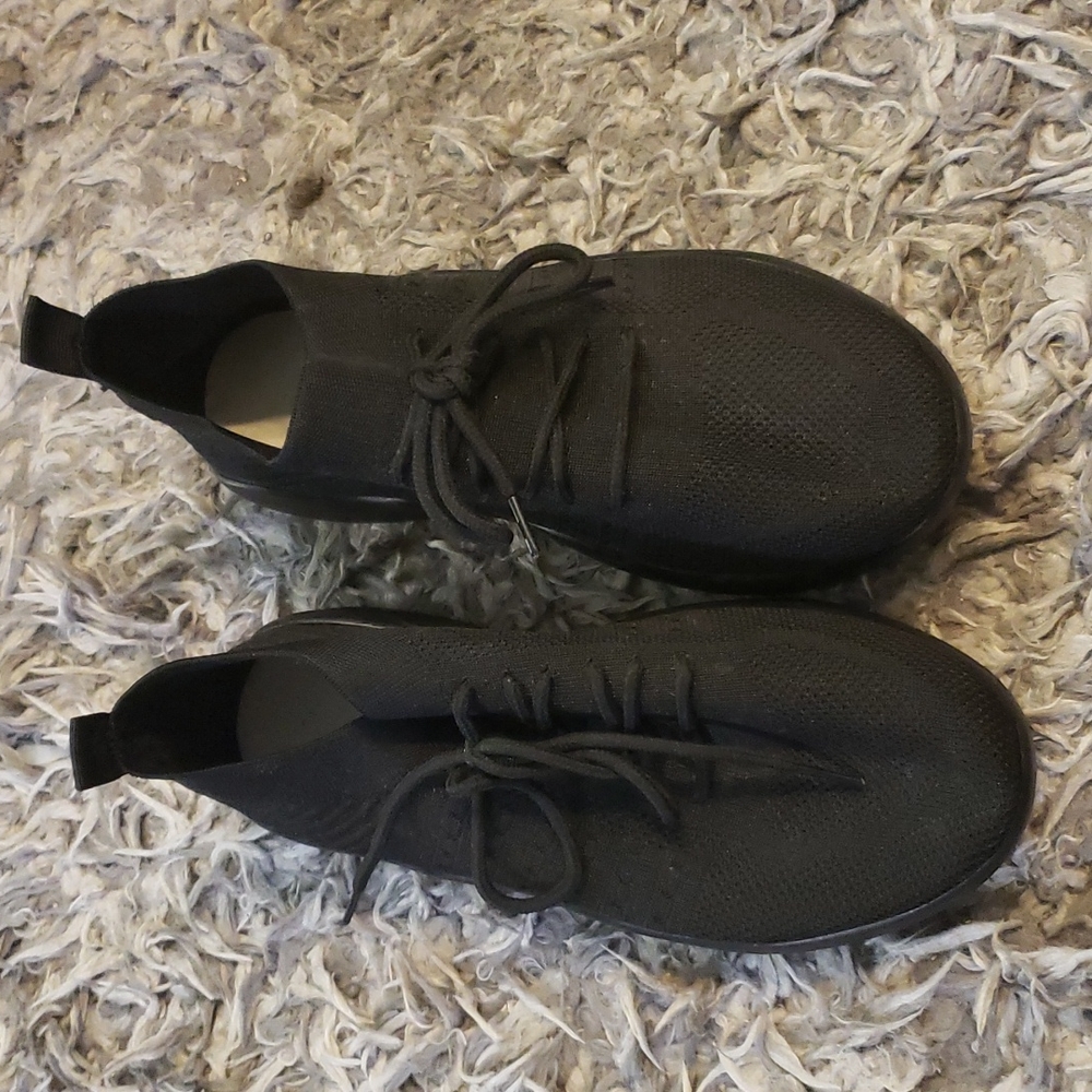 SALE⚡️LIGHTWEIGHT FULL MESH SLIP ON SNEAKERS SZ 8.5-9